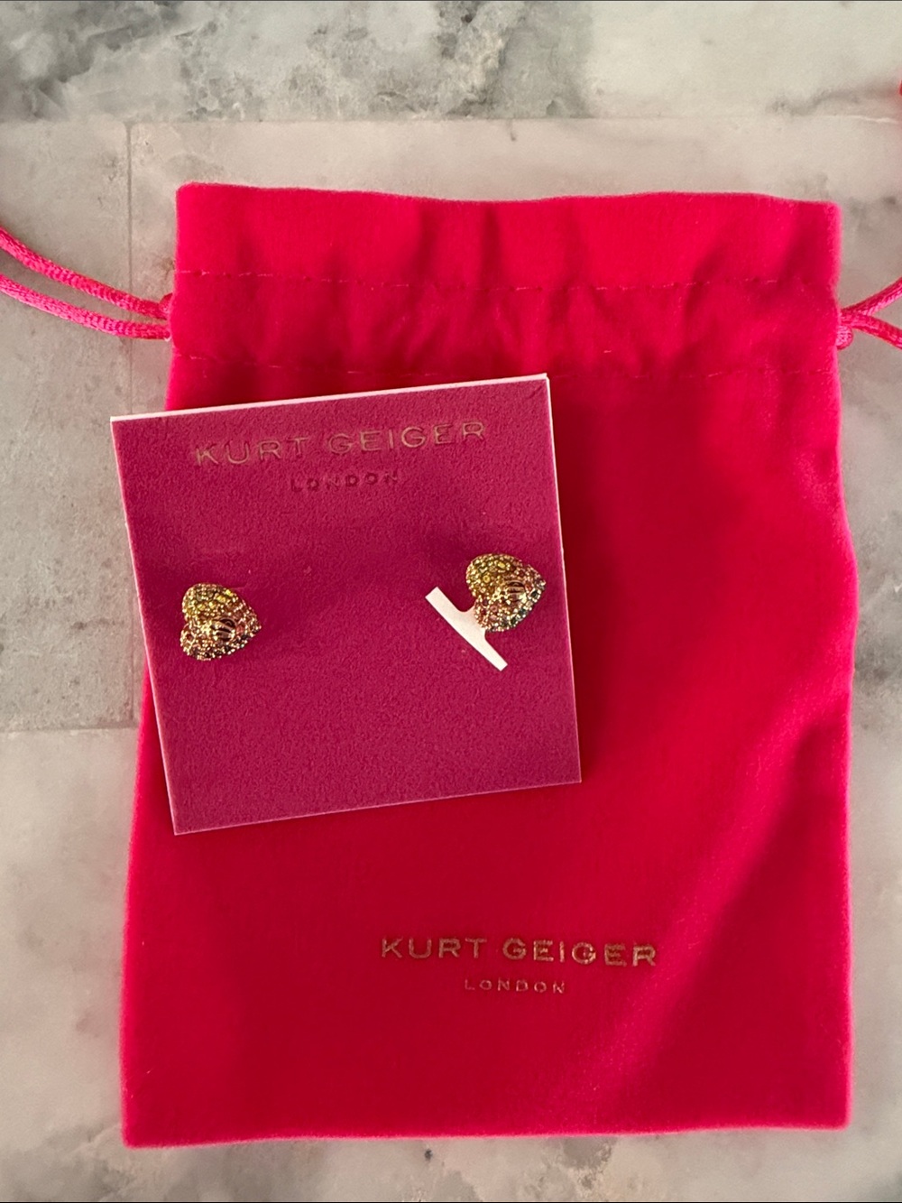 NIB Kurt Geiger Gold Logo Earrings with Pink Pouch Mulicolor Bird